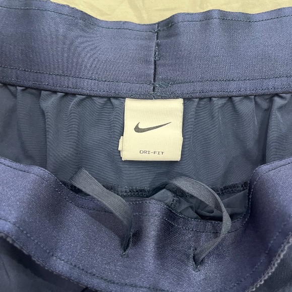 Nike court shorts - Picture 3 of 4
